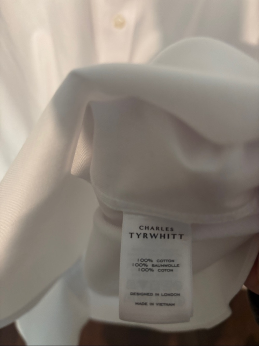 Charles Tyrwhitt Men’s White Dress Shirt - Picture 4 of 4
